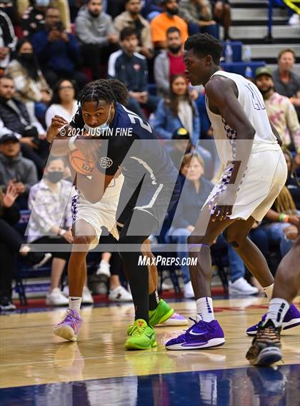 Thumbnail 2 in St. Augustine vs. Sierra Canyon (San Diego Tip Off Challenge) photogallery.