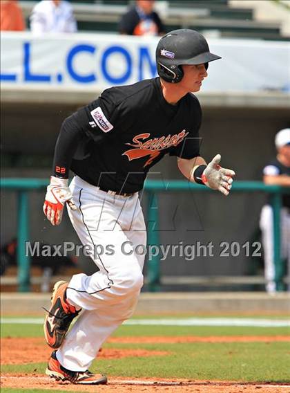 Thumbnail 1 in Mater Dei vs. Sarasota (National High School Invitational) photogallery.
