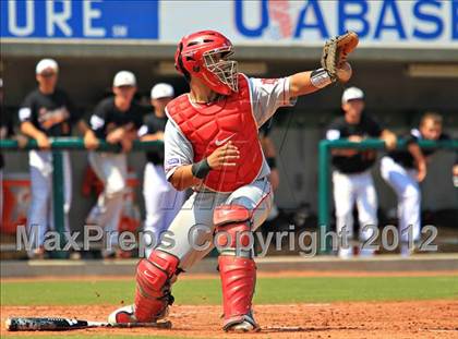 Thumbnail 1 in Mater Dei vs. Sarasota (National High School Invitational) photogallery.