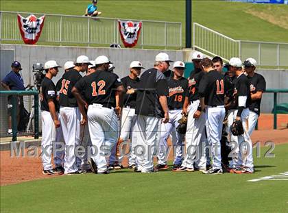 Thumbnail 2 in Mater Dei vs. Sarasota (National High School Invitational) photogallery.