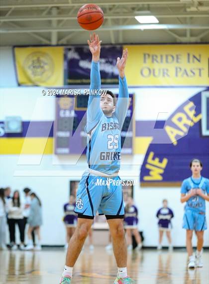 Thumbnail 3 in Bishop Grimes vs Christian Brothers Academy photogallery.