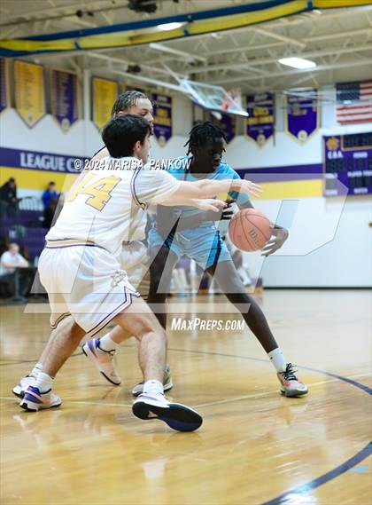Thumbnail 2 in Bishop Grimes vs Christian Brothers Academy photogallery.