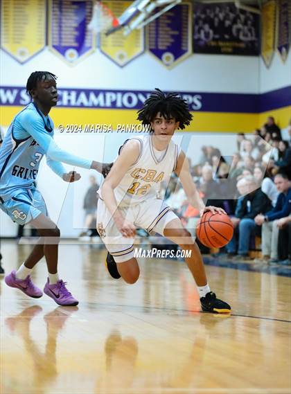 Thumbnail 1 in Bishop Grimes vs Christian Brothers Academy photogallery.