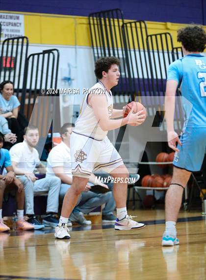 Thumbnail 1 in Bishop Grimes vs Christian Brothers Academy photogallery.