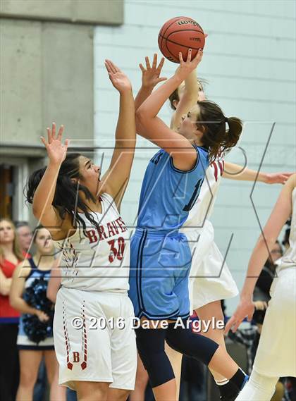 Thumbnail 1 in Salem Hills vs. Bountiful (UHSAA 4A Semifinal) photogallery.