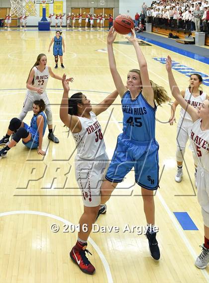 Thumbnail 3 in Salem Hills vs. Bountiful (UHSAA 4A Semifinal) photogallery.