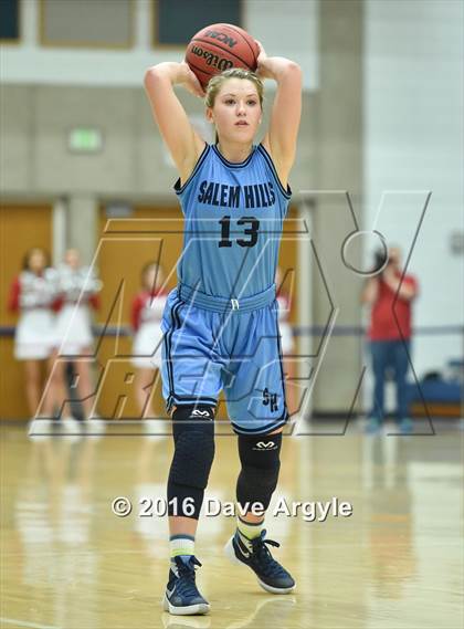 Thumbnail 3 in Salem Hills vs. Bountiful (UHSAA 4A Semifinal) photogallery.