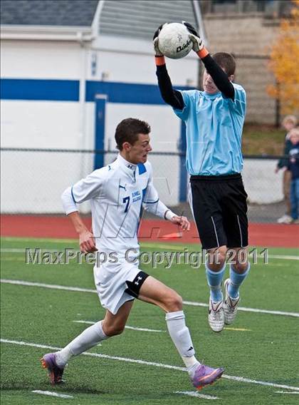 Thumbnail 3 in Rahway vs. Nutley (NJSIAA North 2 Group 3 Semifinal) photogallery.