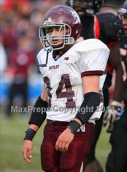 Thumbnail 2 in Rahway vs. Nutley (NJSIAA North 2 Group 3 Semifinal) photogallery.