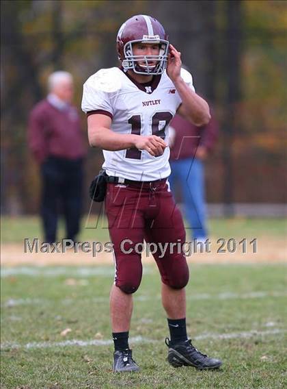 Thumbnail 3 in Rahway vs. Nutley (NJSIAA North 2 Group 3 Semifinal) photogallery.