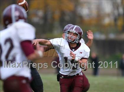Thumbnail 1 in Rahway vs. Nutley (NJSIAA North 2 Group 3 Semifinal) photogallery.