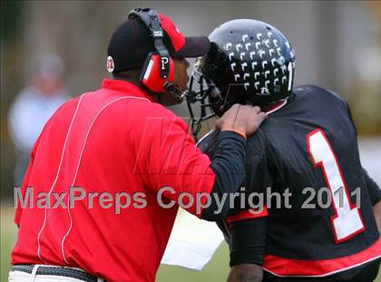 Thumbnail 3 in Rahway vs. Nutley (NJSIAA North 2 Group 3 Semifinal) photogallery.