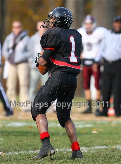 Thumbnail 3 in Rahway vs. Nutley (NJSIAA North 2 Group 3 Semifinal) photogallery.