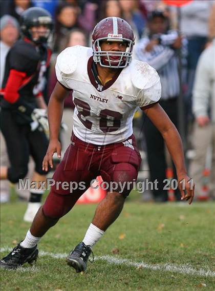 Thumbnail 3 in Rahway vs. Nutley (NJSIAA North 2 Group 3 Semifinal) photogallery.