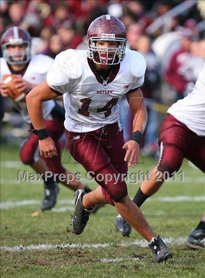 Thumbnail 2 in Rahway vs. Nutley (NJSIAA North 2 Group 3 Semifinal) photogallery.