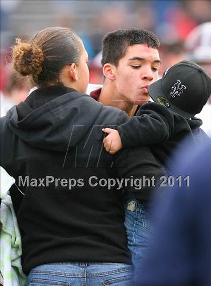 Thumbnail 1 in Rahway vs. Nutley (NJSIAA North 2 Group 3 Semifinal) photogallery.