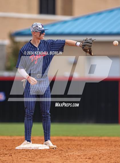 Thumbnail 1 in The Woodlands Christian Academy vs. South Panola photogallery.