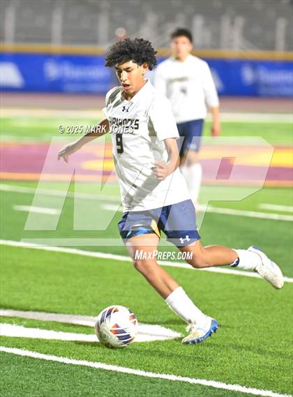 Thumbnail 1 in Yuma Catholic vs. Gilbert Christian (AIA 3A Final) photogallery.