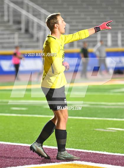 Thumbnail 3 in Yuma Catholic vs. Gilbert Christian (AIA 3A Final) photogallery.