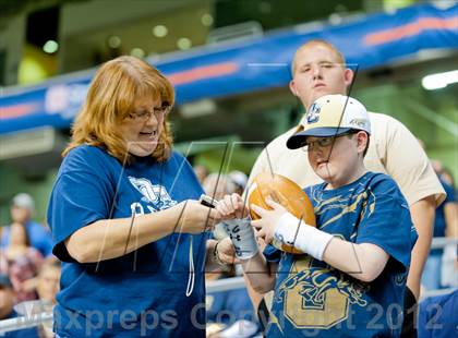 Thumbnail 2 in O'Connor vs. Southwest (5A Division 1 Bi-District Playoff) photogallery.