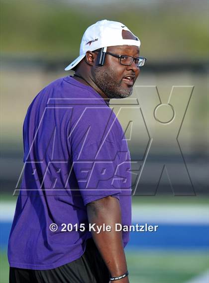 Thumbnail 2 in Bonham @ Krum photogallery.