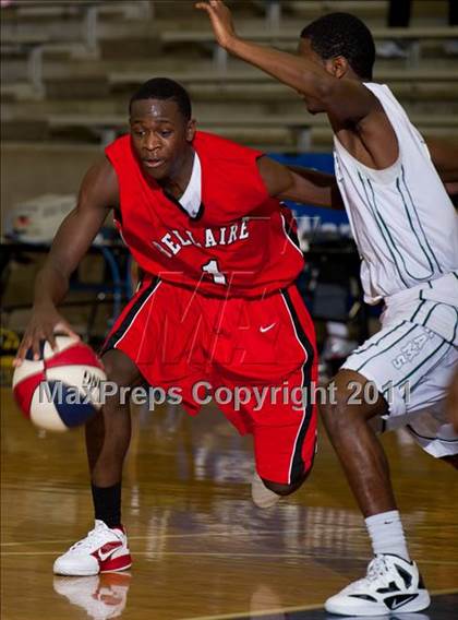 Thumbnail 1 in Houston Bellaire vs. Richardson Berkner (Avery WinterHeat Showcase) photogallery.