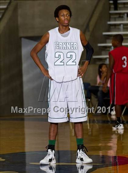 Thumbnail 3 in Houston Bellaire vs. Richardson Berkner (Avery WinterHeat Showcase) photogallery.