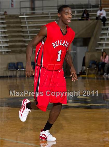 Thumbnail 3 in Houston Bellaire vs. Richardson Berkner (Avery WinterHeat Showcase) photogallery.