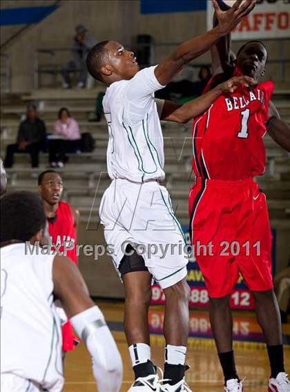 Thumbnail 1 in Houston Bellaire vs. Richardson Berkner (Avery WinterHeat Showcase) photogallery.