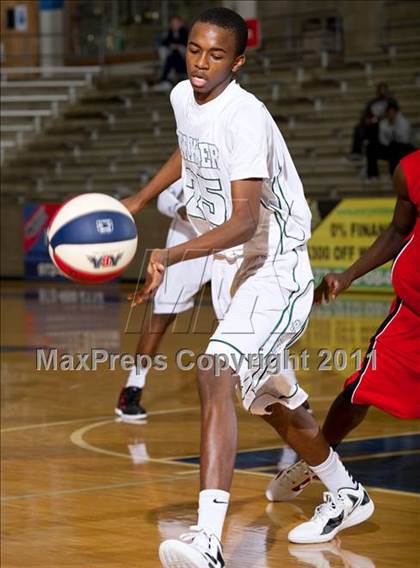 Thumbnail 2 in Houston Bellaire vs. Richardson Berkner (Avery WinterHeat Showcase) photogallery.