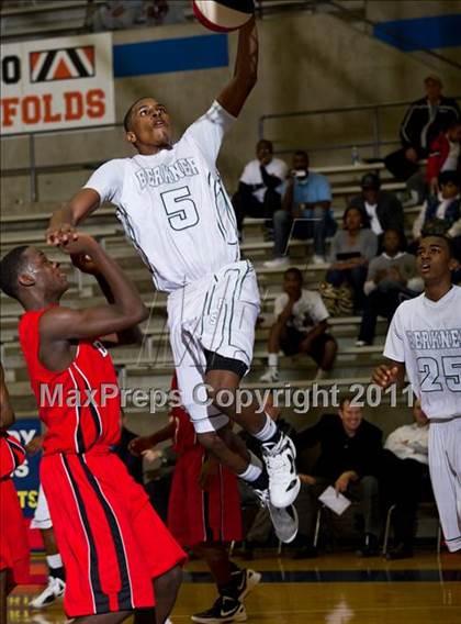 Thumbnail 1 in Houston Bellaire vs. Richardson Berkner (Avery WinterHeat Showcase) photogallery.