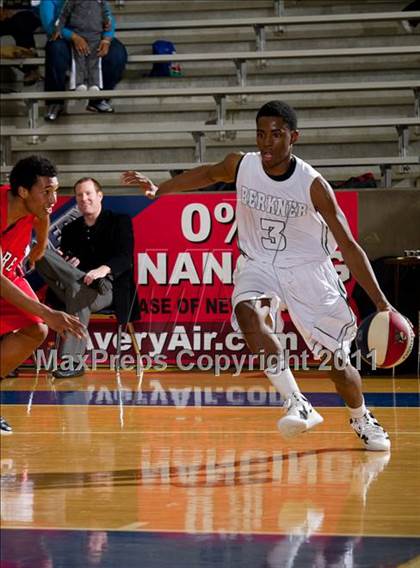 Thumbnail 1 in Houston Bellaire vs. Richardson Berkner (Avery WinterHeat Showcase) photogallery.