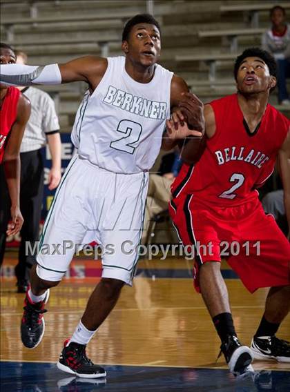 Thumbnail 3 in Houston Bellaire vs. Richardson Berkner (Avery WinterHeat Showcase) photogallery.
