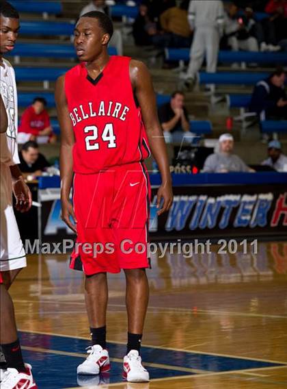 Thumbnail 3 in Houston Bellaire vs. Richardson Berkner (Avery WinterHeat Showcase) photogallery.