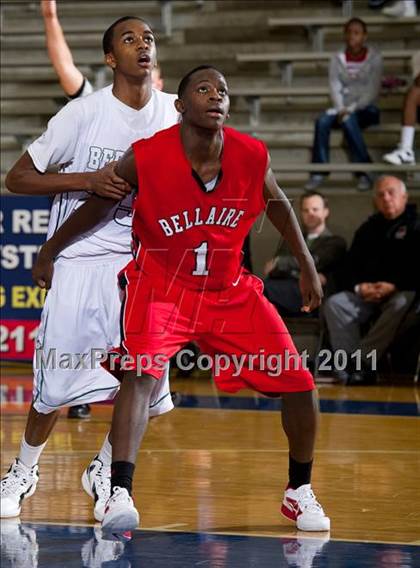 Thumbnail 3 in Houston Bellaire vs. Richardson Berkner (Avery WinterHeat Showcase) photogallery.
