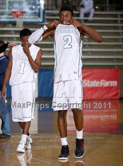 Thumbnail 2 in Houston Bellaire vs. Richardson Berkner (Avery WinterHeat Showcase) photogallery.