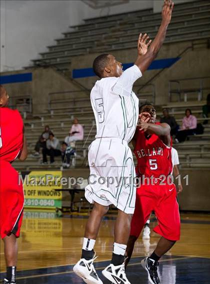 Thumbnail 2 in Houston Bellaire vs. Richardson Berkner (Avery WinterHeat Showcase) photogallery.