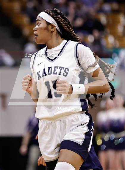 Thumbnail 3 in Mullen @ Air Academy (CHSAA 5A Championship Game) photogallery.