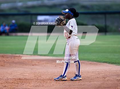 Thumbnail 3 in Bartow vs. Pace (FHSAA 6A Final) photogallery.