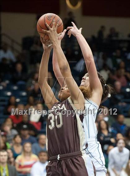 Thumbnail 3 in West Hills vs Serra (CIF SDS D2 Final) photogallery.