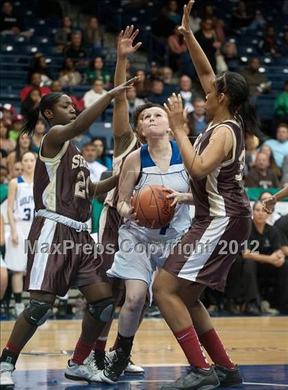 Thumbnail 2 in West Hills vs Serra (CIF SDS D2 Final) photogallery.