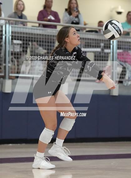 Thumbnail 2 in Clear Lake vs Magnolia West (Legends Invitational) photogallery.