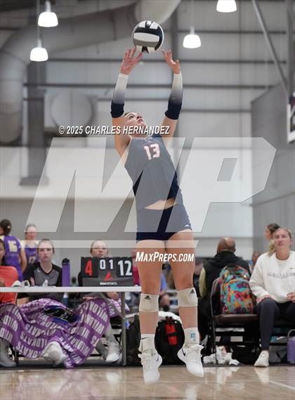 Thumbnail 1 in Clear Lake vs Magnolia West (Legends Invitational) photogallery.