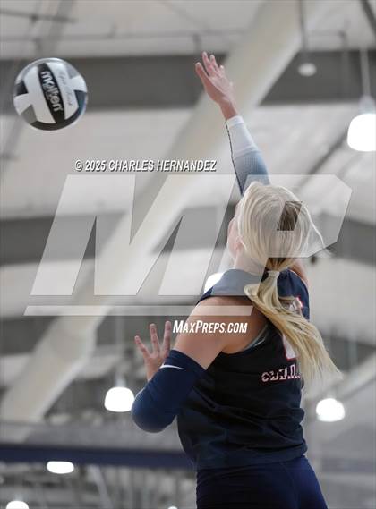 Thumbnail 1 in Clear Lake vs Magnolia West (Legends Invitational) photogallery.