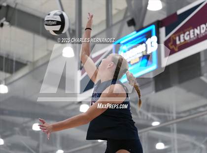 Thumbnail 1 in Clear Lake vs Magnolia West (Legends Invitational) photogallery.