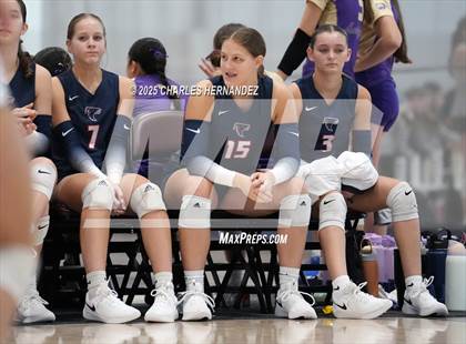 Thumbnail 3 in Clear Lake vs Magnolia West (Legends Invitational) photogallery.