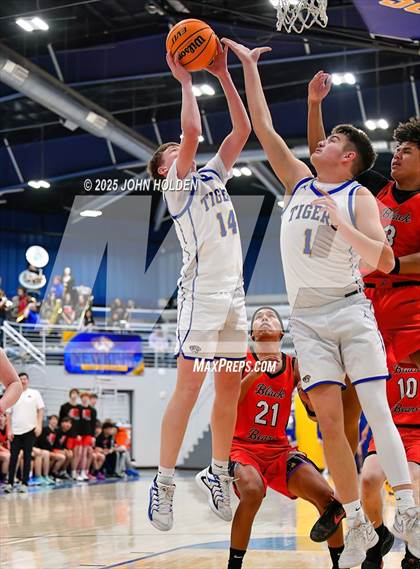 Thumbnail 1 in Pawnee @ Newkirk photogallery.
