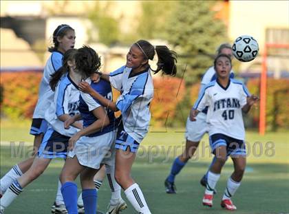 Thumbnail 1 in Salem vs Nashua North photogallery.