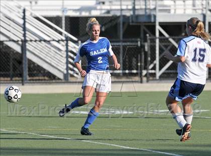 Thumbnail 2 in Salem vs Nashua North photogallery.