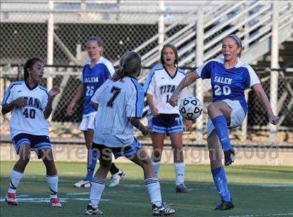Thumbnail 3 in Salem vs Nashua North photogallery.